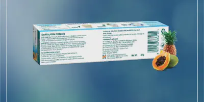 /img/29519-teeth-whitening-smile.webp
