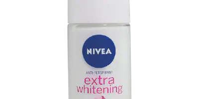 /img/29524-nivea-whitening-routine.webp