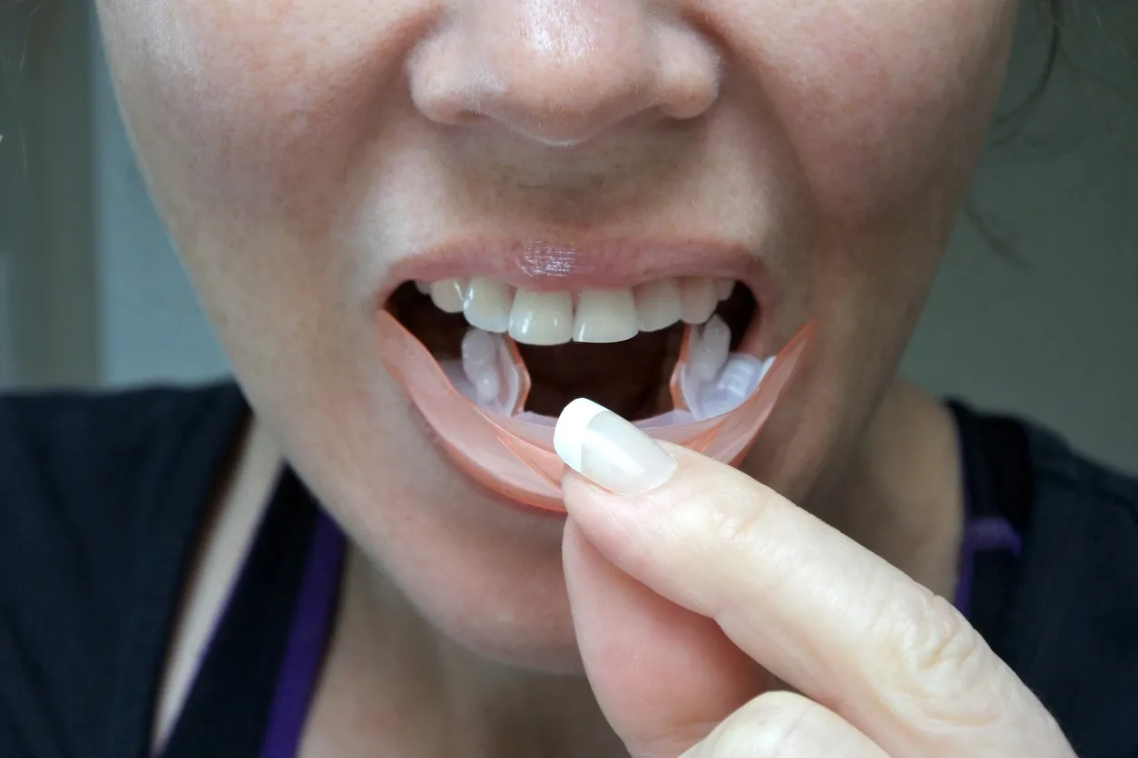 /img/29622-oral-health-routine.webp